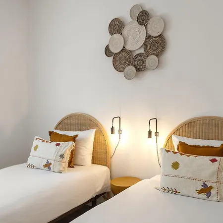 Surf & Chill Peniche * Атогиа-да-Балейя