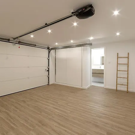 Surf & Chill Peniche * Атогиа-да-Балейя