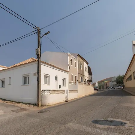 Surf & Chill Peniche Вилла