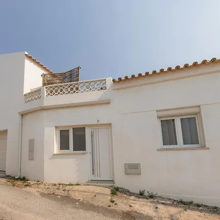 Surf & Chill Peniche Вилла *