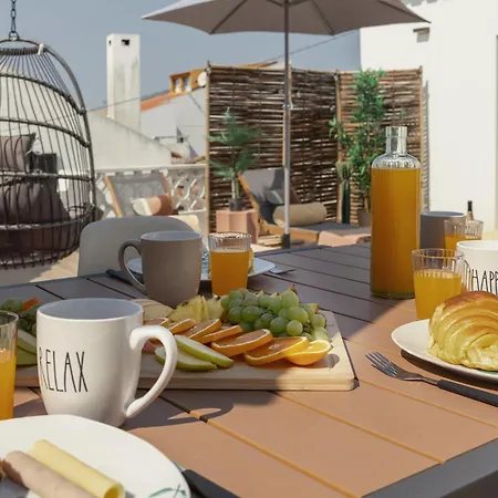 Surf & Chill Peniche