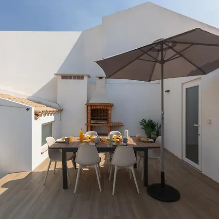 Surf & Chill Peniche * Атогиа-да-Балейя