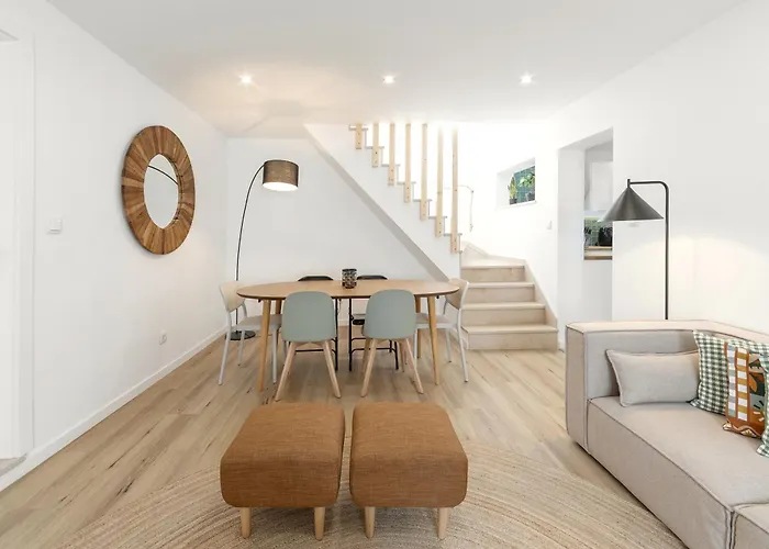 Surf & Chill Peniche