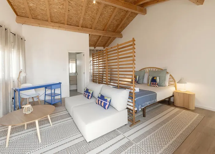 Surf & Chill Peniche Villa *