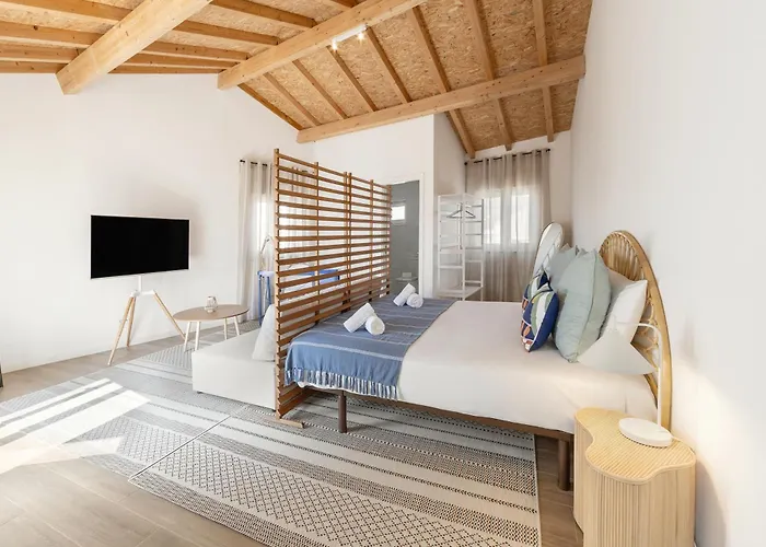 Surf & Chill Peniche Atouguia Da Baleia