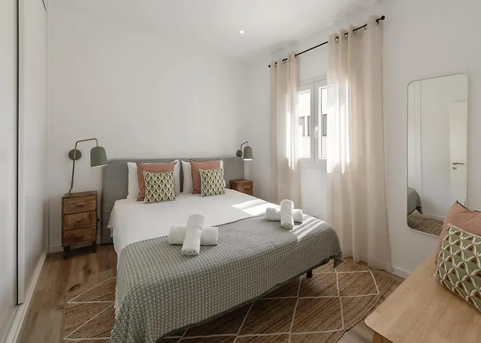 Surf & Chill Peniche